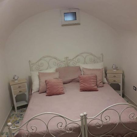 Casa Vacanze Vico Verona 7 Ория Экстерьер фото