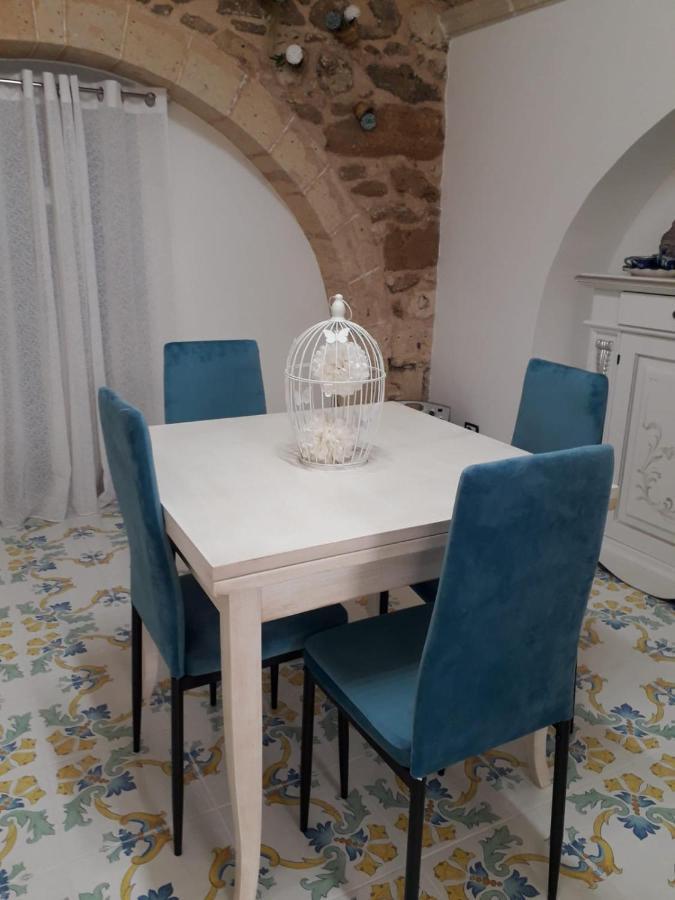 Casa Vacanze Vico Verona 7 Ория Экстерьер фото